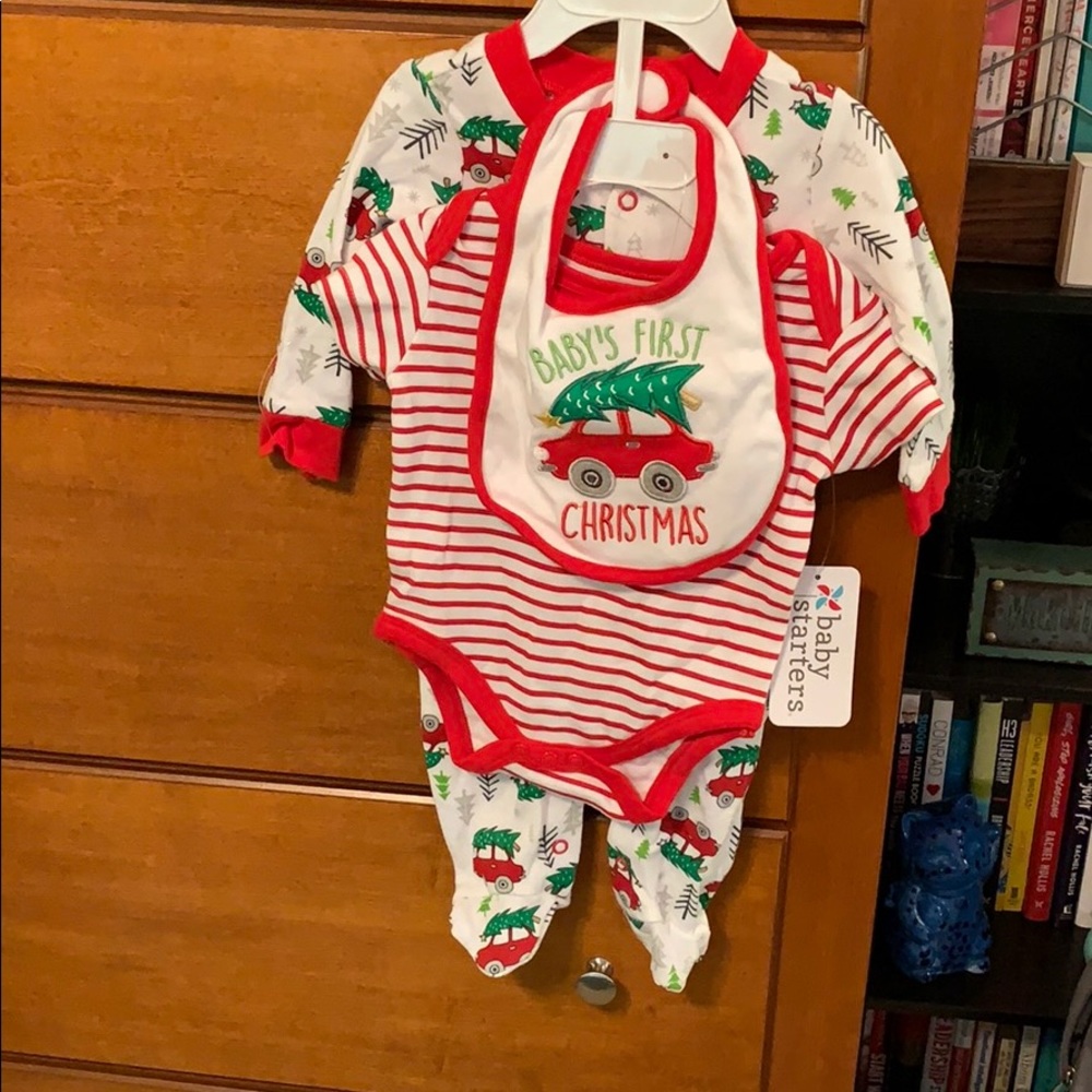 Baby Starters NWT Baby’s First Christmas set